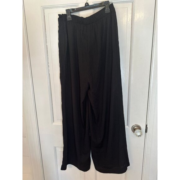 Bar III Black Wide Leg Flowy Dress Pants size 8P NWT - Picture 4 of 4